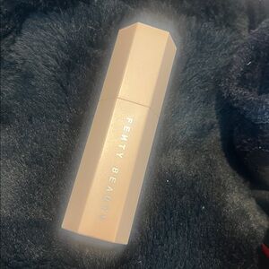 Fenty Beauty Concealer Stick - Banana